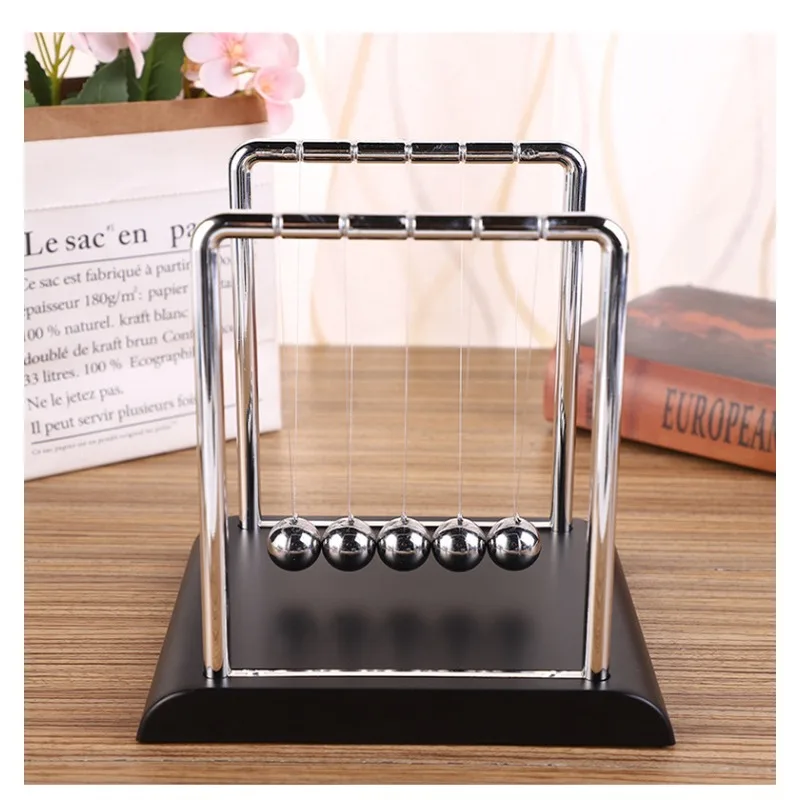 Berceau de Newton : Lévitation - Newton Cradle Large avis et prix