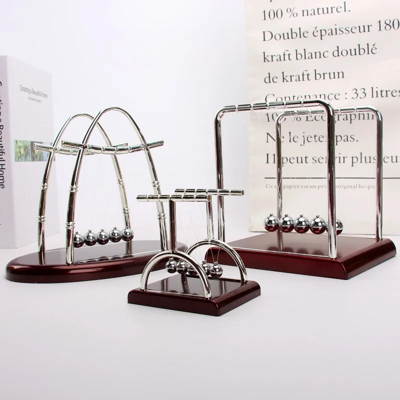 Berceau de Newton : Boules d'é - Newton Cradle Large avis et prix